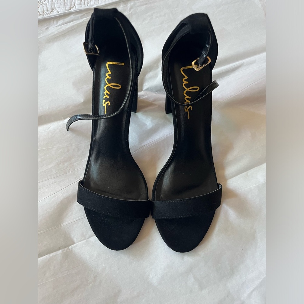 Lulu's Elegant Taylor Black Strap open Toe Heels Size 8.5